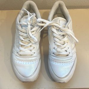 Reebok Classic Pearl White Sneakers